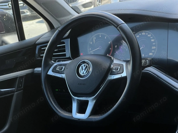 VOLKSWAGEN Touareg 2020 — imagine 10