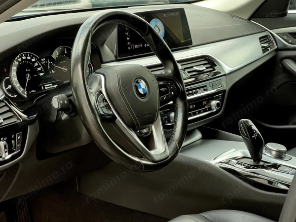 BMW 5 Series 2018 — imagine 13