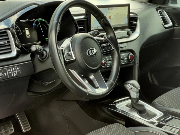 KIA Xceed 2021 — imagine 12