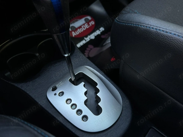 TOYOTA Yaris 2014 — imagine 13