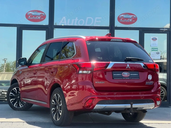 MITSUBISHI Outlander 2018 — imagine 3