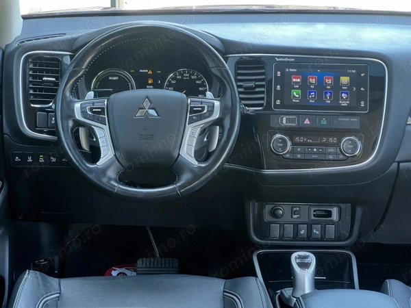 MITSUBISHI Outlander 2018 — imagine 9