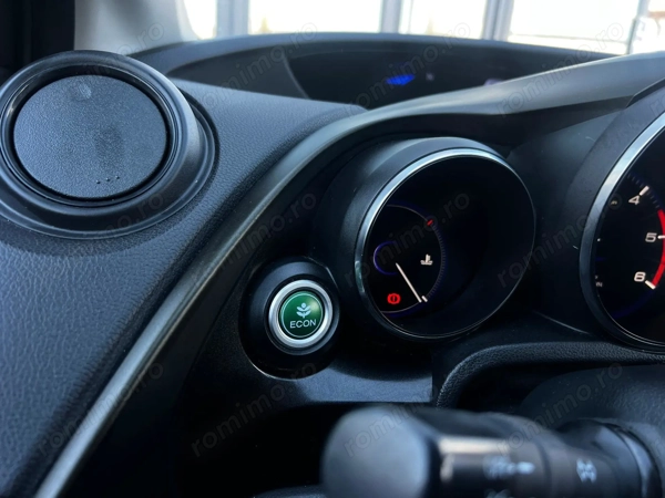 HONDA Civic 2013 — imagine 12