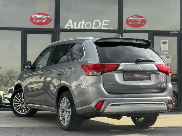MITSUBISHI Outlander 2018 — imagine 3