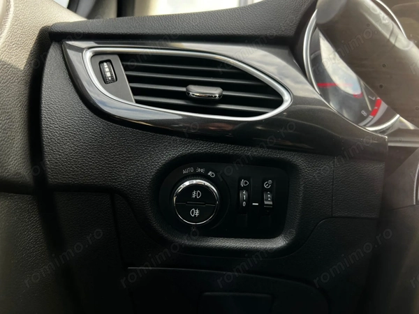 OPEL Astra 2017 — imagine 15
