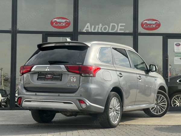 MITSUBISHI Outlander 2018 — imagine 4