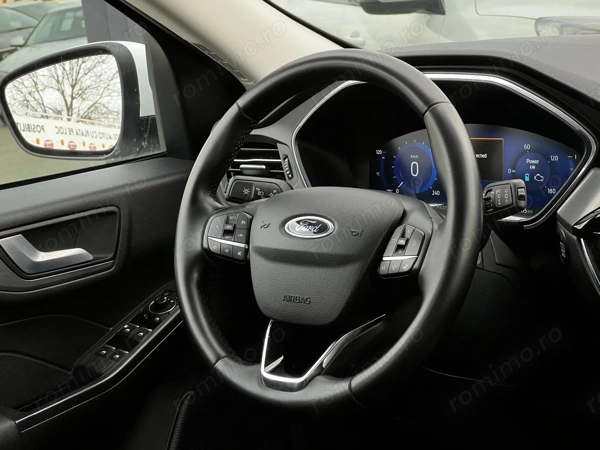 FORD Kuga 2023 — imagine 10