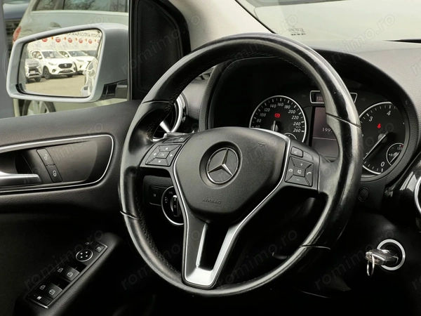 MERCEDES-BENZ Unknown Model 2013 — imagine 9