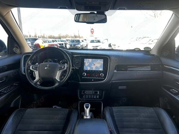 MITSUBISHI Outlander 2020 — imagine 7