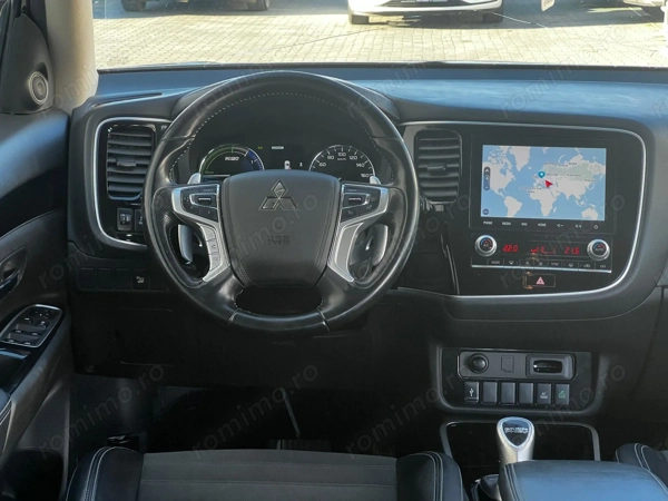 MITSUBISHI Outlander 2020 — imagine 9