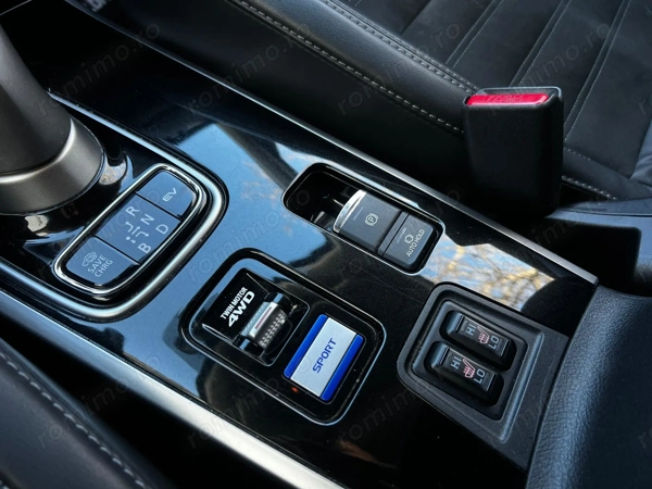 MITSUBISHI Outlander 2020 — imagine 16