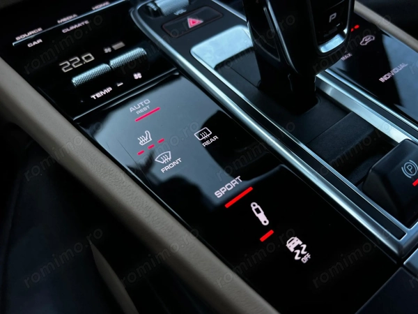 PORSCHE Cayenne 2018 — imagine 16