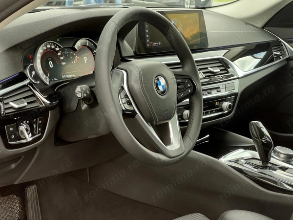 BMW 5 Series 2018 — imagine 13