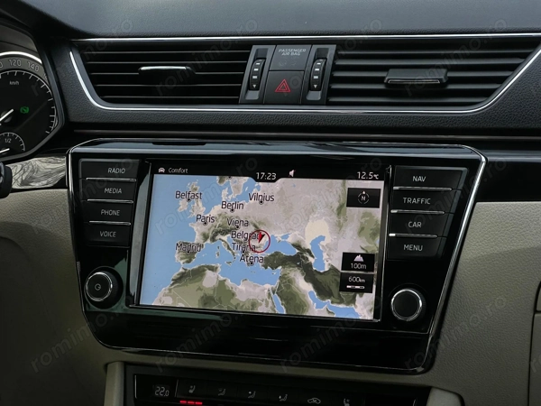 SKODA Superb 2016 — imagine 11