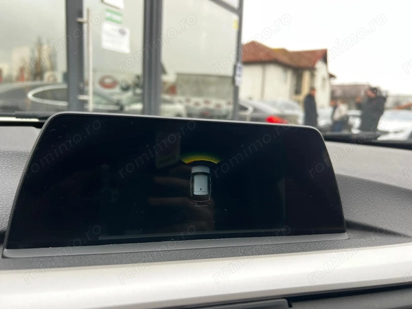BMW 3 Series 2018 — imagine 14