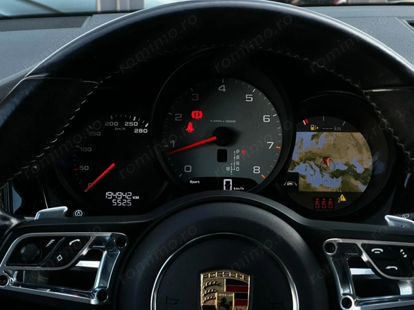 PORSCHE Macan 2020 — imagine 18