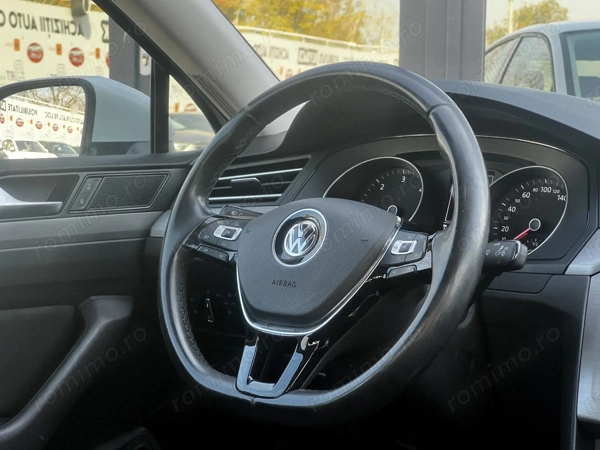 VOLKSWAGEN Passat 2015 — imagine 9