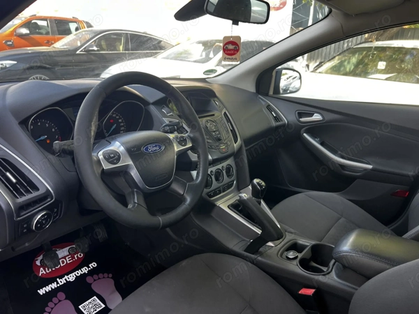 FORD Focus 2014 — imagine 5