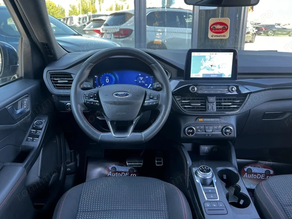 FORD Kuga 2022 — imagine 9
