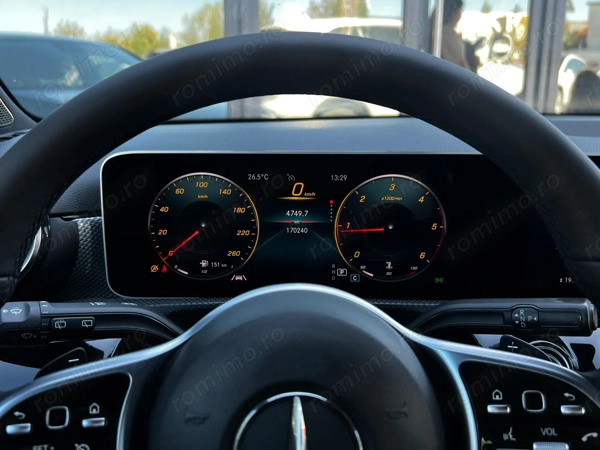 MERCEDES-BENZ Unknown Model 2019 — imagine 20