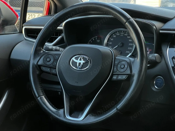 TOYOTA Corolla 2020 — imagine 10