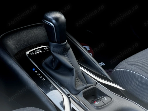 TOYOTA Corolla 2020 — imagine 12
