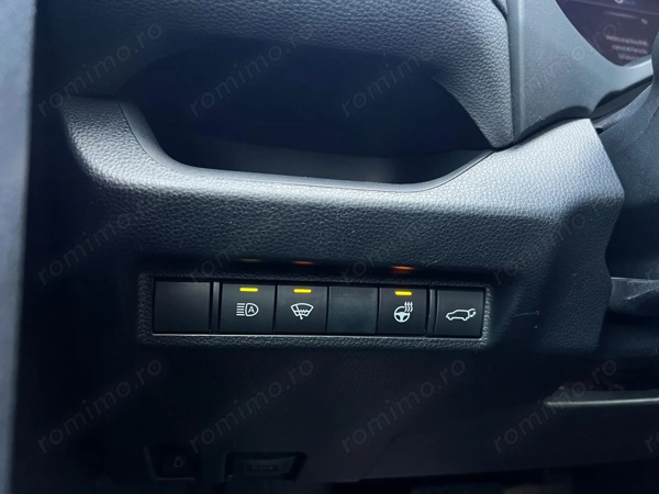 TOYOTA RAV4 2021 — imagine 20