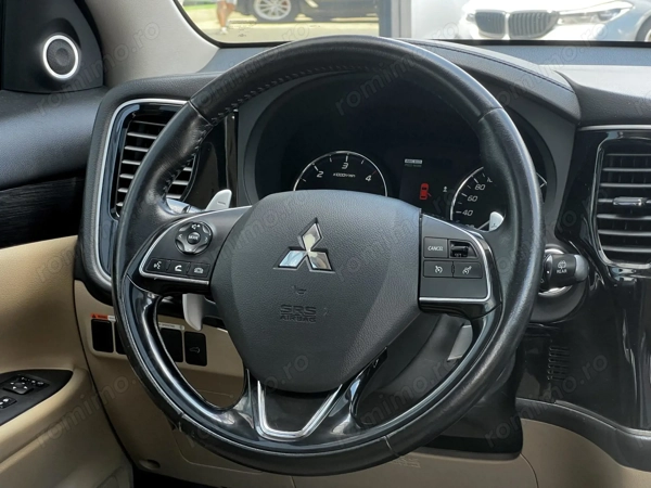 MITSUBISHI Outlander 2016 — imagine 10