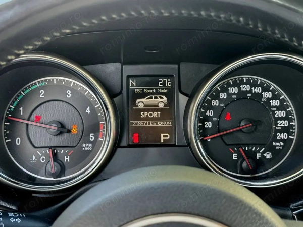 JEEP Grand Cherokee 2012 — imagine 13