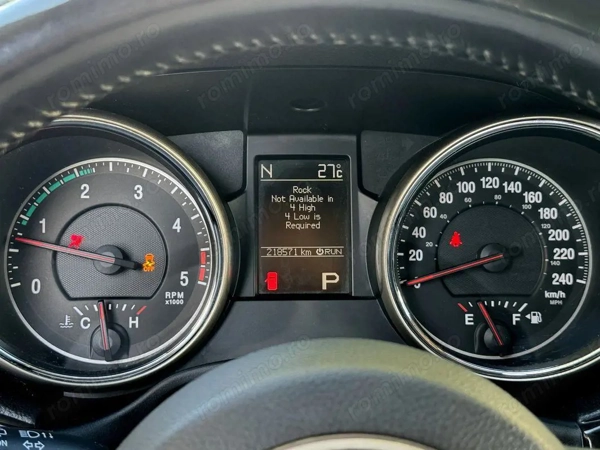 JEEP Grand Cherokee 2012 — imagine 17