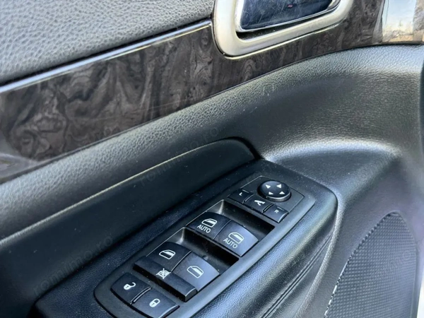 JEEP Grand Cherokee 2012 — imagine 19