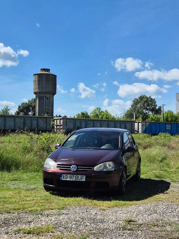 VOLKSWAGEN Golf 2005