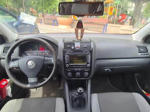 VOLKSWAGEN Golf 2005 — imagine 7