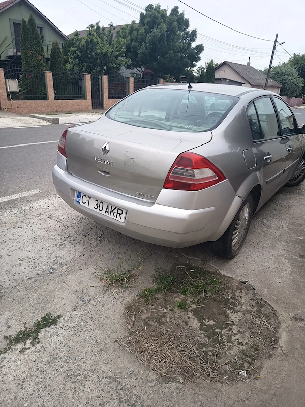 RENAULT Megane