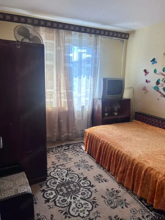 Apartament 2 camere, 41 mp, zona Craiovița Nouă — fotografia 3