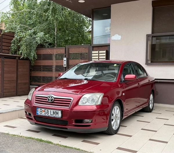TOYOTA Avensis
