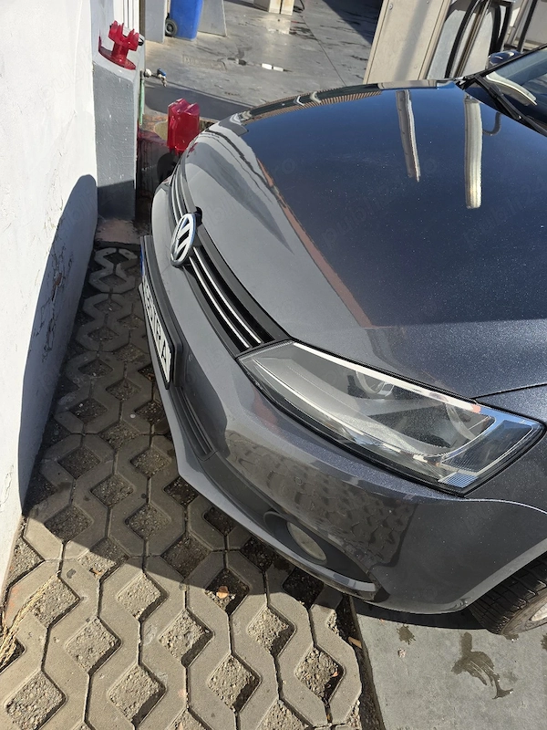 VOLKSWAGEN Jetta 2012 — imagine 4