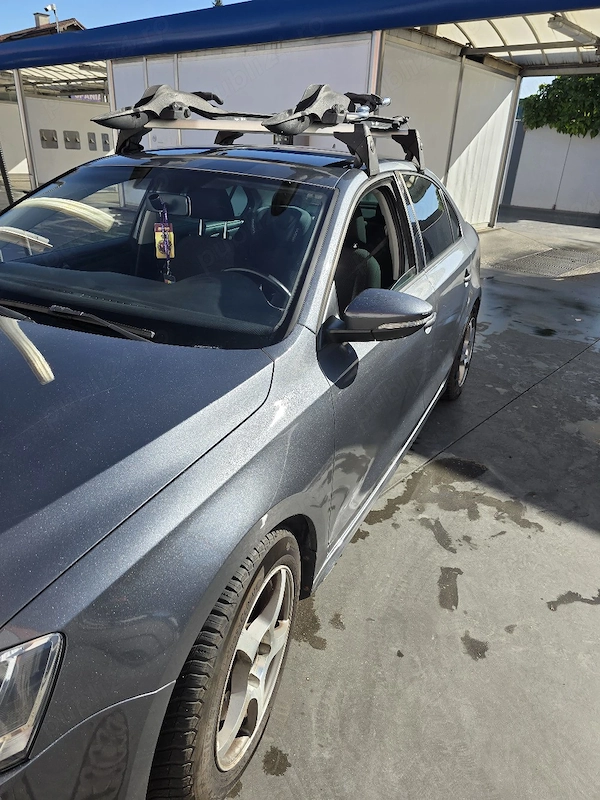 VOLKSWAGEN Jetta 2012 — imagine 5