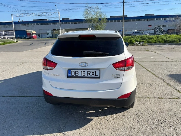HYUNDAI ix35 2014 — imagine 6
