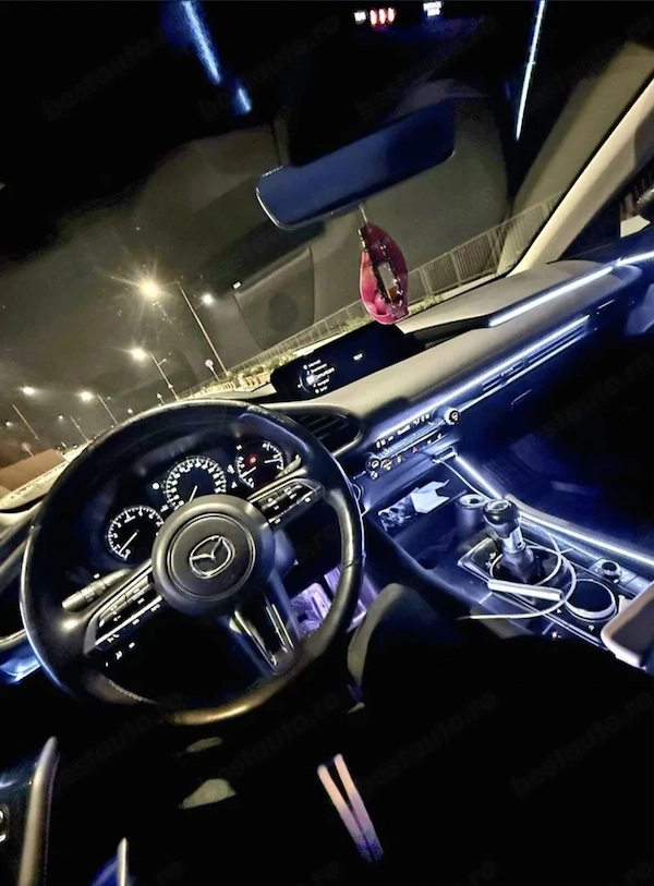 MAZDA 3 2019 — imagine 10