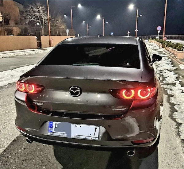 MAZDA 3 2019 — imagine 4