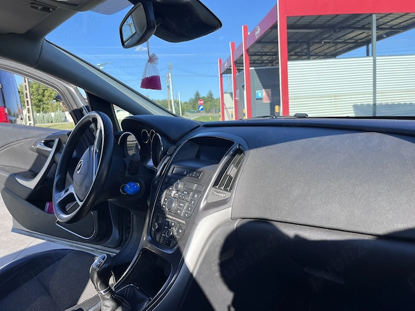 OPEL Astra 2012 — imagine 5