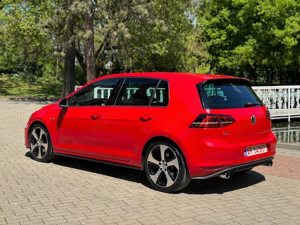 VOLKSWAGEN Golf 2014 — imagine 5