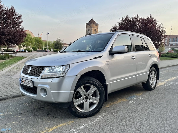 SUZUKI Grand Vitara