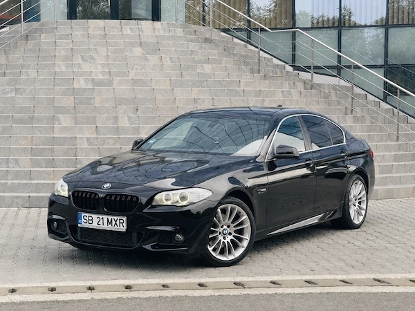 BMW 5 Series 2012 — imagine 4
