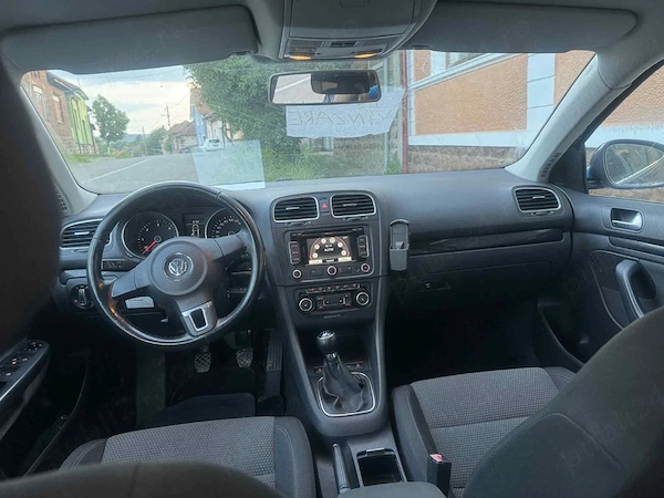 VOLKSWAGEN Golf 2011 — imagine 7