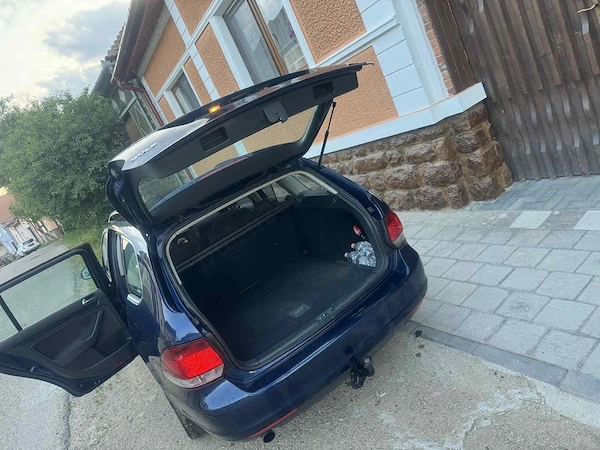 VOLKSWAGEN Golf 2011 — imagine 5