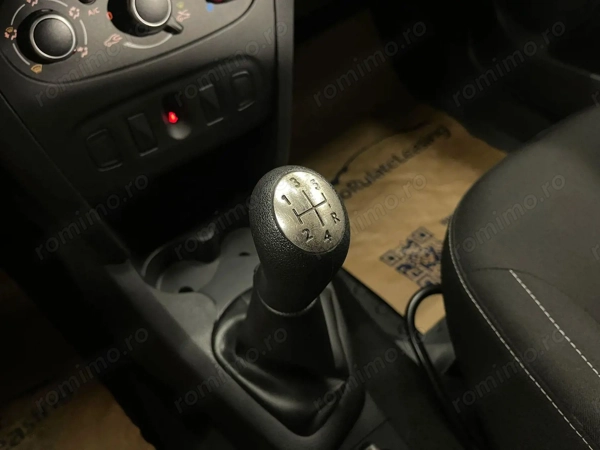 DACIA Logan 2020 — imagine 16
