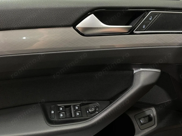 VOLKSWAGEN Passat 2022 — imagine 20