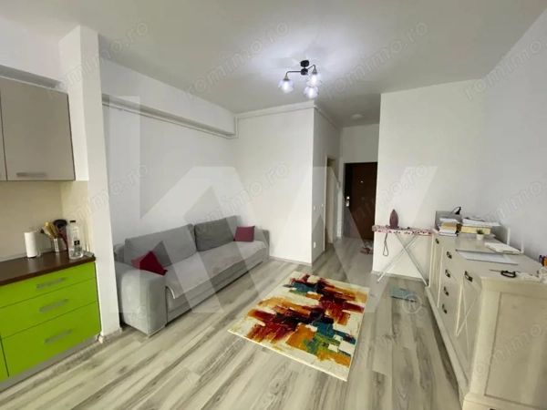 Apartament 2 camere de inchiriat 44 mpu parcare balcon zona Magnolia — fotografia 3